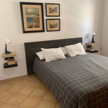 Chic Apartment Beach Mataró Exteriör bild